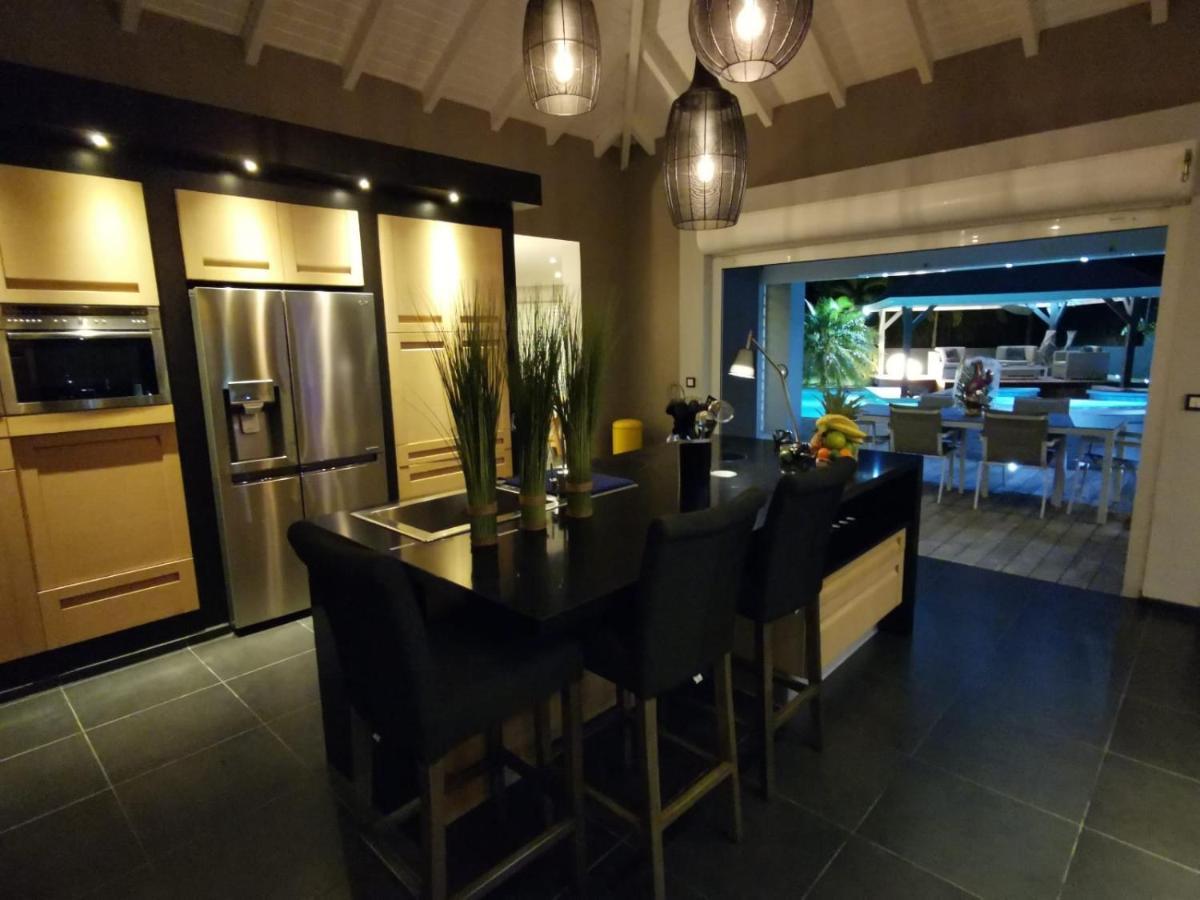 De Luxe A St Francois Guadeloupe 8 A 10 Personnes 3 Dont 2 Avec Mezzanine * Saint-Francois (Grande-Terre)