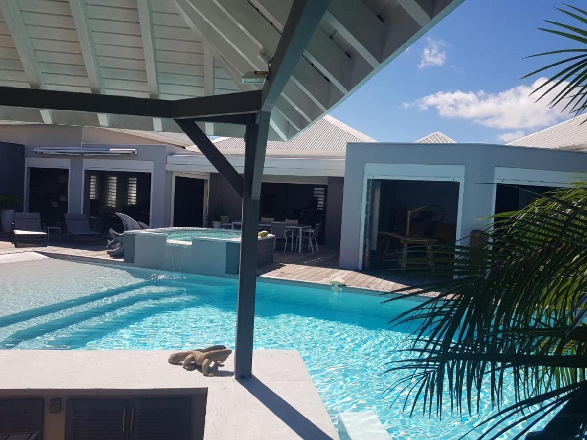 Villa De Luxe A St Francois Guadeloupe 8 A 10 Personnes 3 Dont 2 Avec Mezzanine Saint-Francois (Grande-Terre)