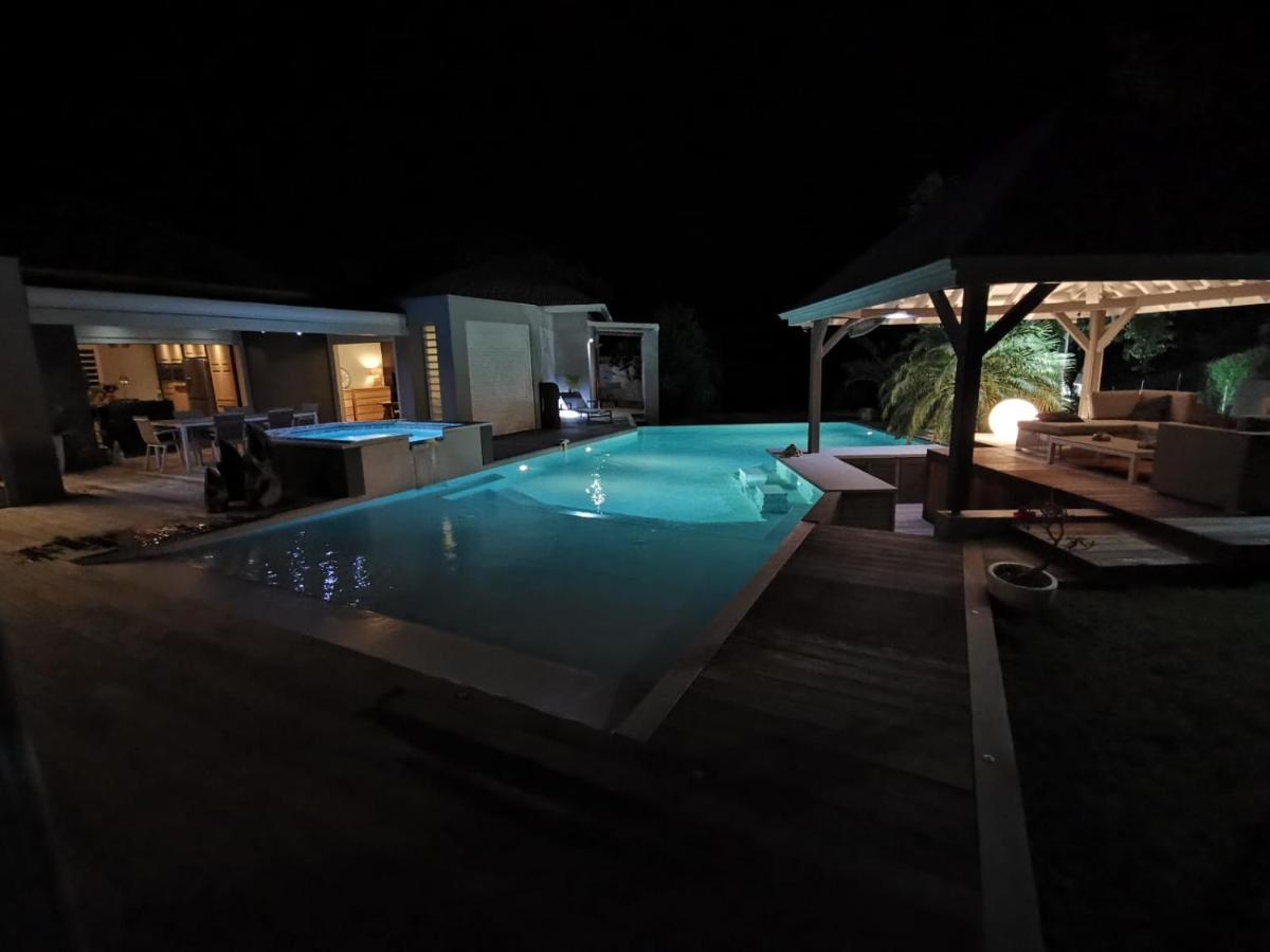 Villa De Luxe A St Francois Guadeloupe 8 A 10 Personnes 3 Dont 2 Avec Mezzanine Saint-Francois (Grande-Terre)