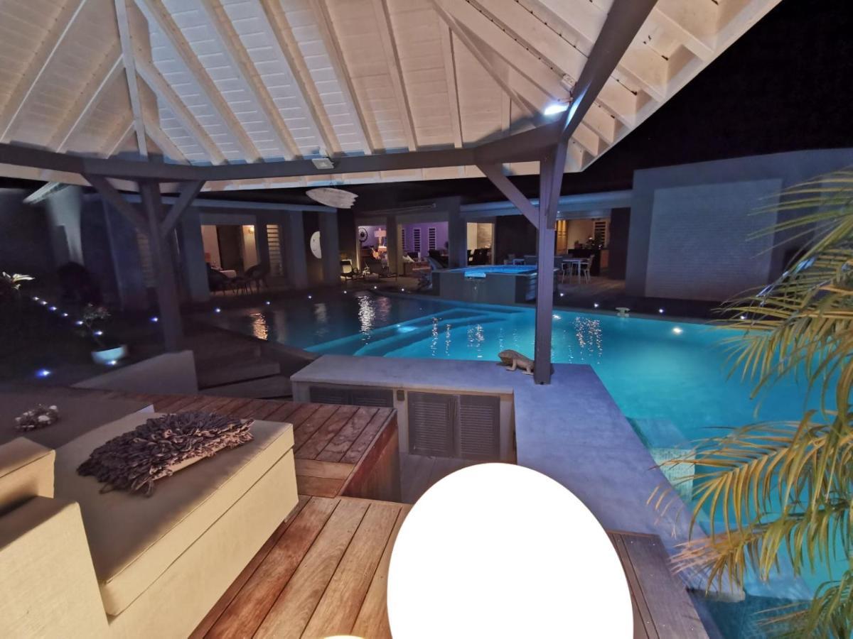 De Luxe A St Francois Guadeloupe 8 A 10 Personnes 3 Dont 2 Avec Mezzanine * Saint-Francois (Grande-Terre)