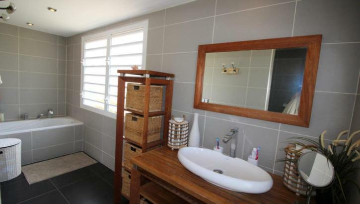 De Luxe A St Francois Guadeloupe 8 A 10 Personnes 3 Dont 2 Avec Mezzanine Villa *