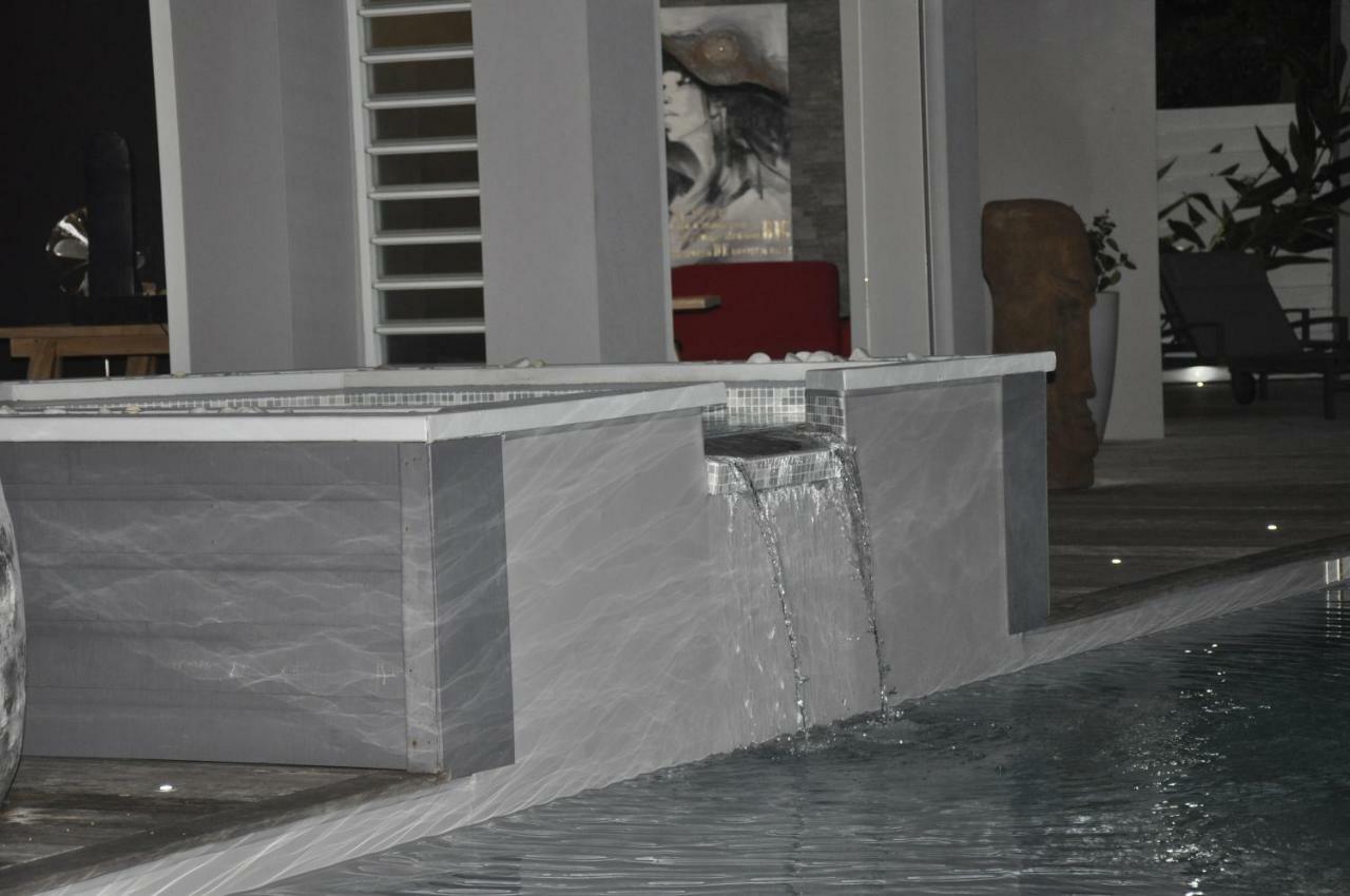 Villa De Luxe A St Francois Guadeloupe 8 A 10 Personnes 3 Dont 2 Avec Mezzanine *
