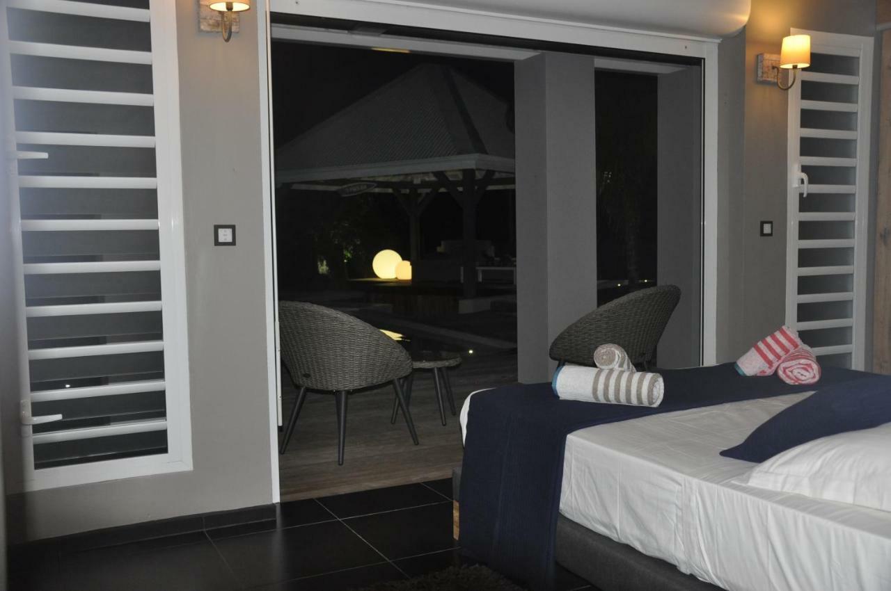 Villa De Luxe A St Francois Guadeloupe 8 A 10 Personnes 3 Dont 2 Avec Mezzanine *
