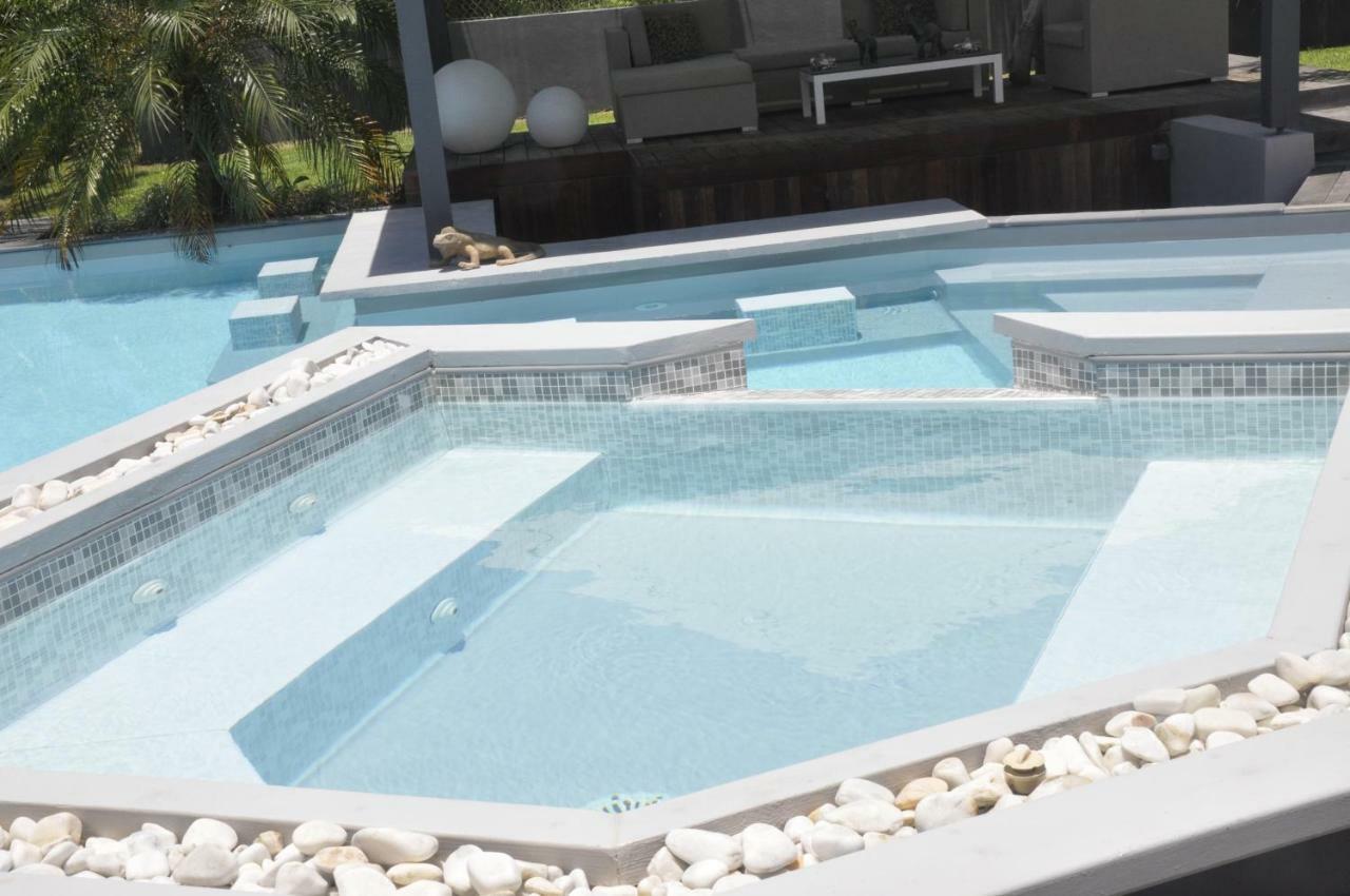 De Luxe A St Francois Guadeloupe 8 A 10 Personnes 3 Dont 2 Avec Mezzanine Villa